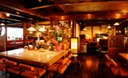 Restaurant and Caf’e  HIRANOYAの店内