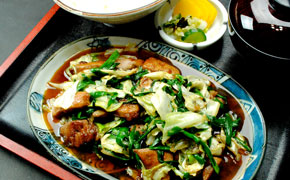 レバニラ炒め定食 930円 レバニラ炒め定食 930円