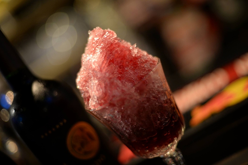 古代ローマ世界に思いをはせつつワインお氷で・・・　Soul Bar TOSAYAにて