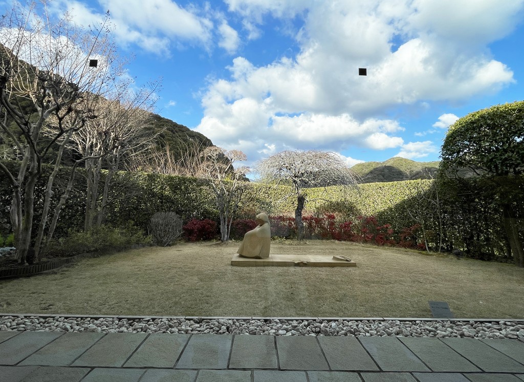 窓からの景色もアートです。